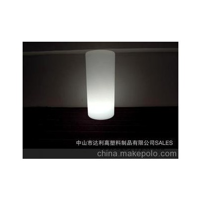 滾塑加工、優質滾塑制品、滾塑燈罩制品、滾塑加工