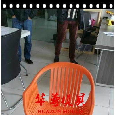 氣輔注塑椅子模具，歡迎外貿公司合作，可配制氮機注塑，出口巴西