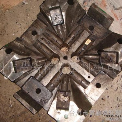 塑料管件模具。管件模具、注塑模具、塑料模具