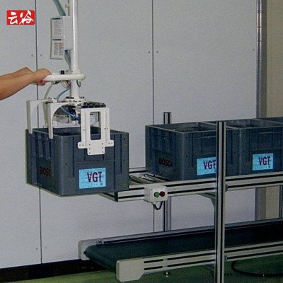 生產線輔助搬運機械手車間周轉箱碼垛機YG50