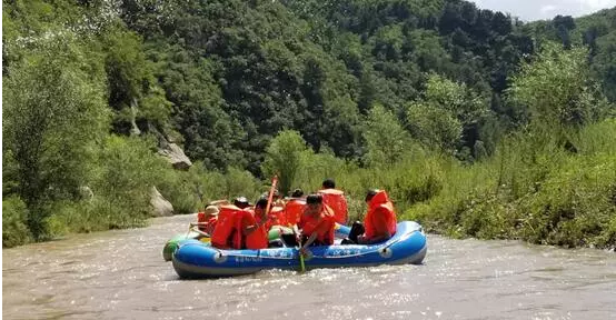 走進(jìn)太行山，親水愛自然